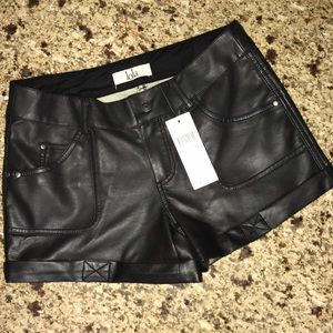 NWT. Lola Shorts.